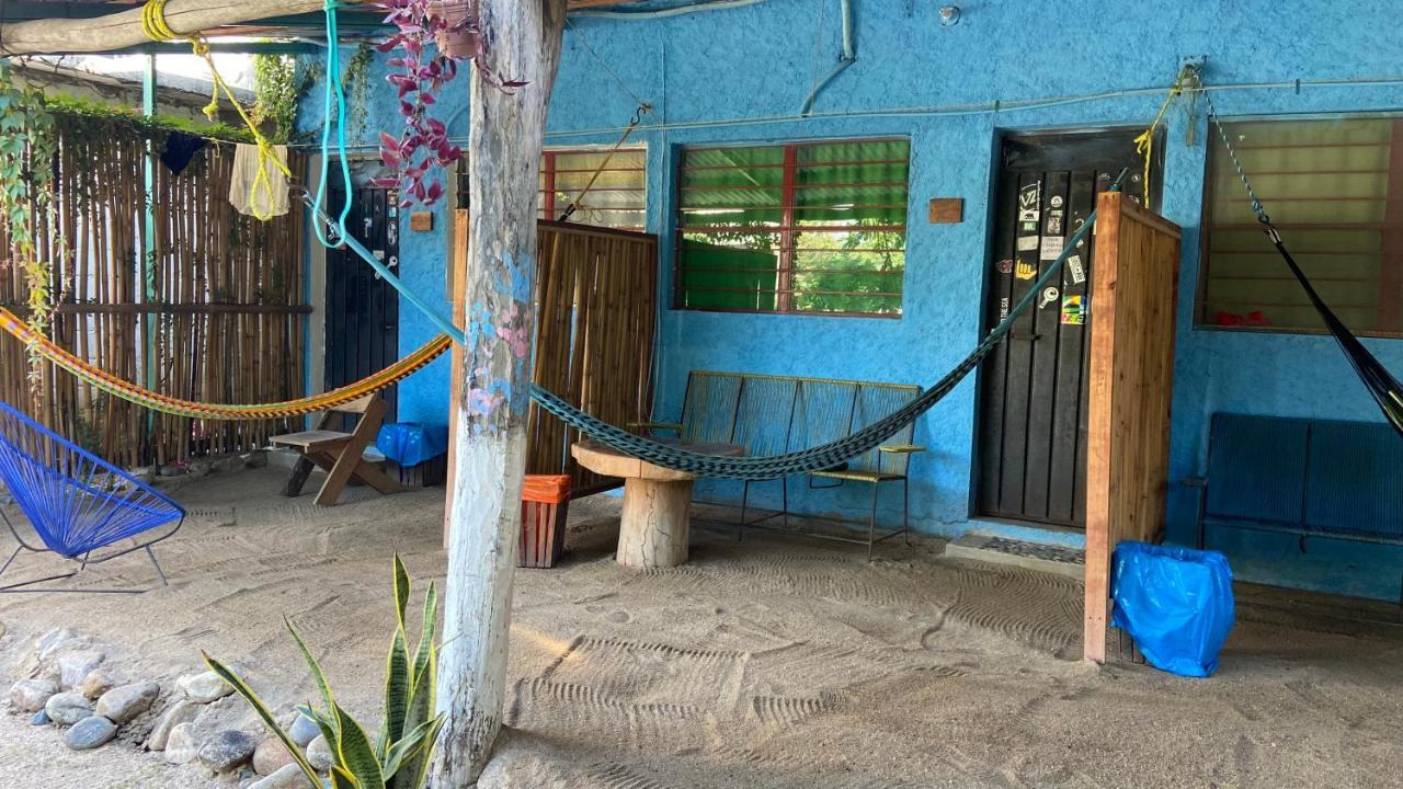 Barra de la Cruz Ola Perfecta Hostel المظهر الخارجي الصورة